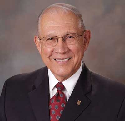 理查德·m·桑切斯博士 headshot of 理查德·m·桑切斯博士