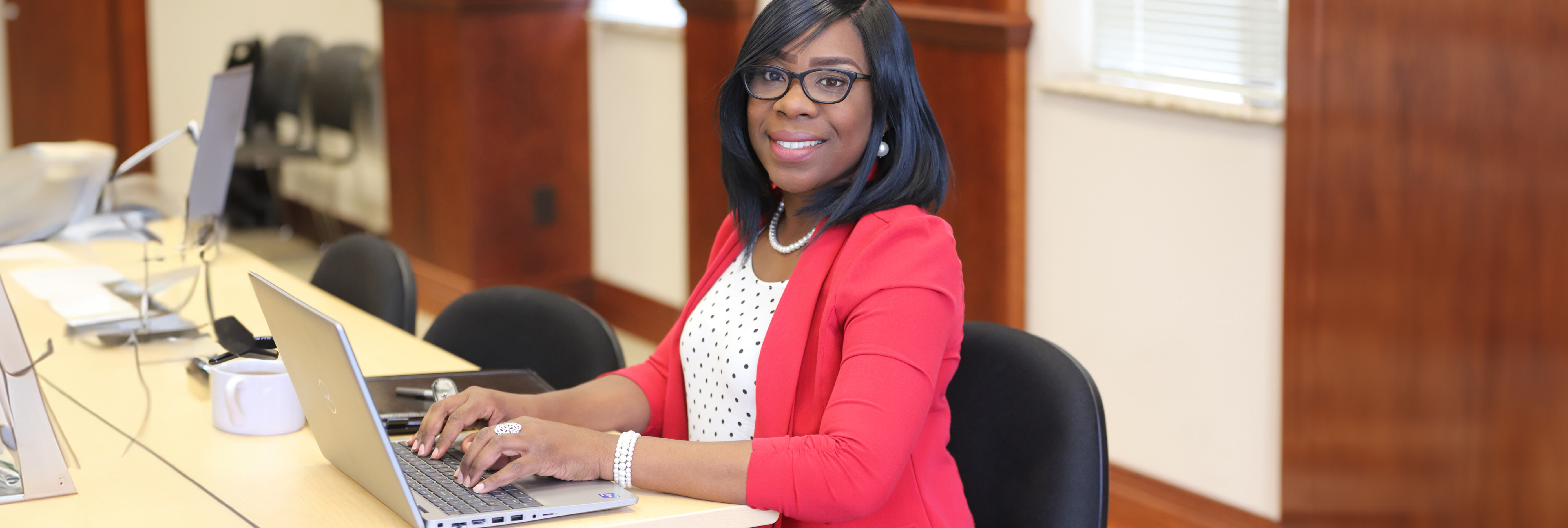 商务办公系统和支持