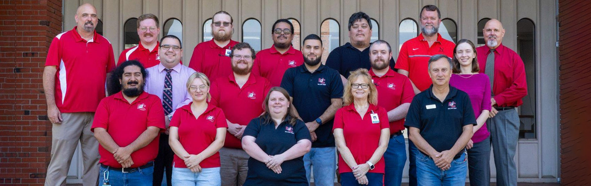 资讯科技署 Staff A group headshot of the 资讯科技署
