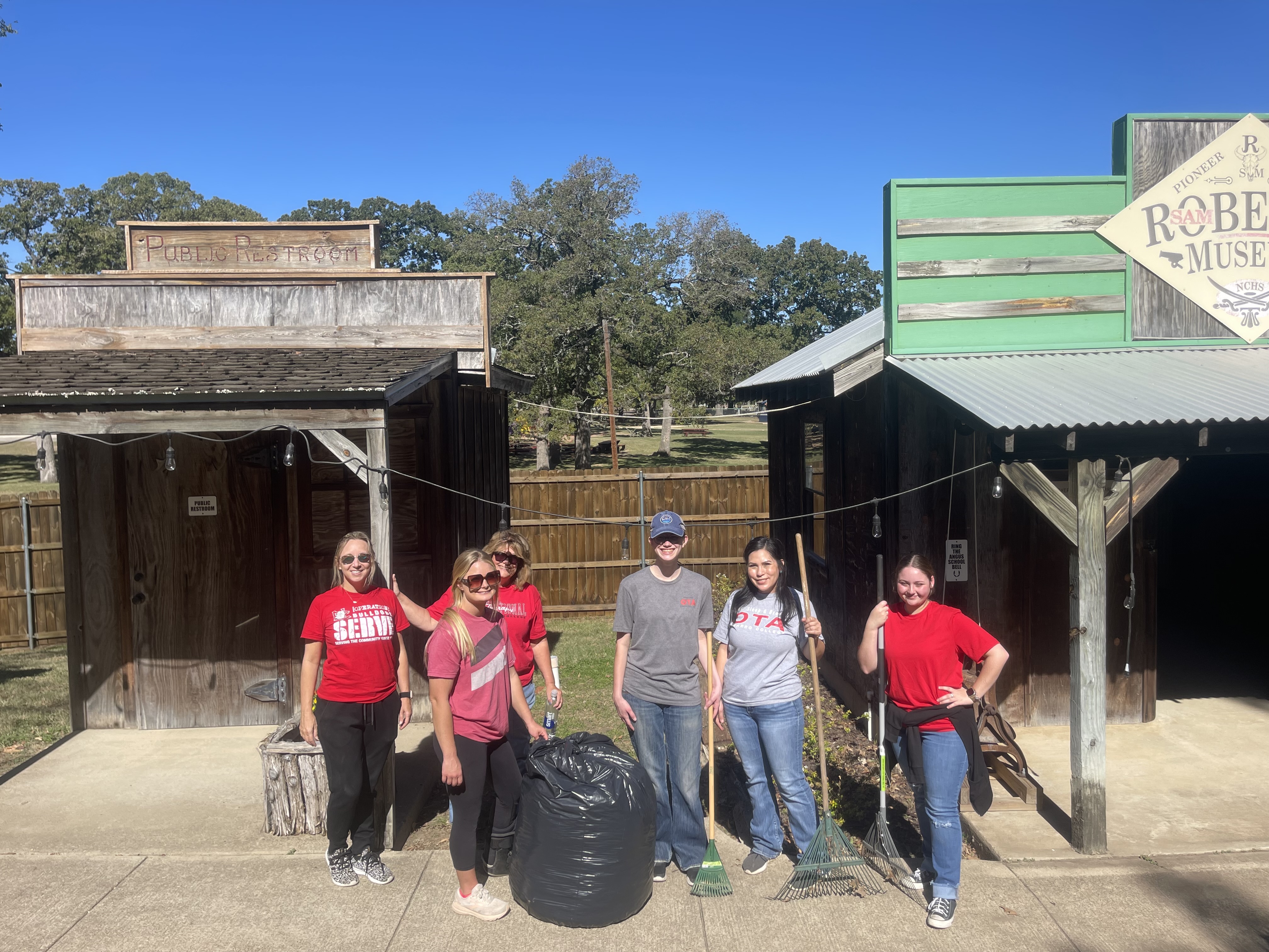 Bulldogs Serve - Corsicana