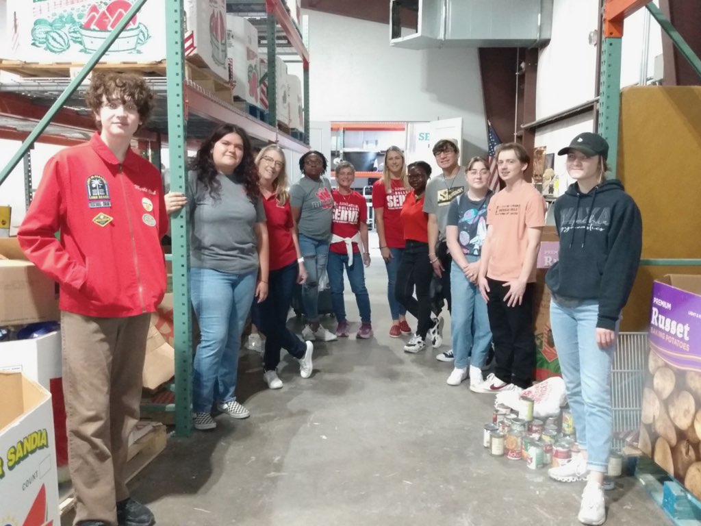 Bulldogs Serve - Midlothian