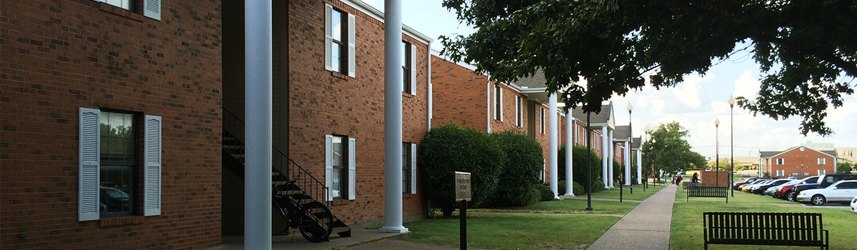 皇冠博彩 dorms Outside of Housing dorms