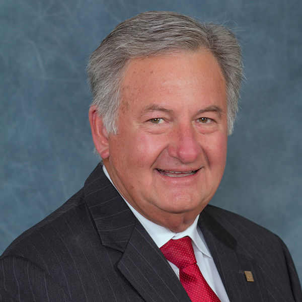 菲尔贾德森 菲尔贾德森 headshot