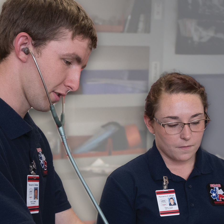 Emergency Medical Technician 皇冠博彩 Emergency Medical Technician students